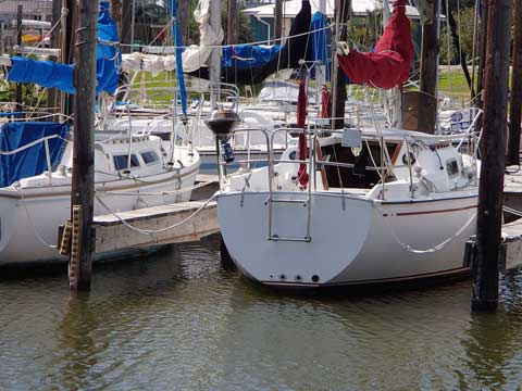 Cal 27 MK III, 1983 sailboat
