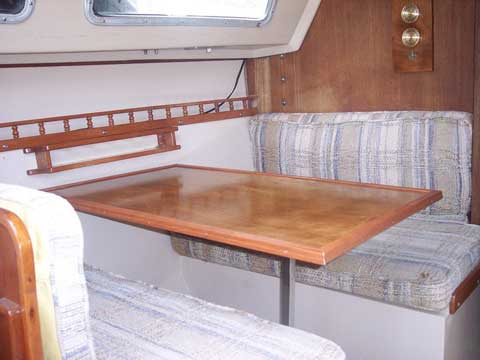 Catalina 25 sailboat