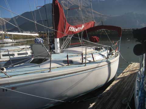 Catalina 30, 1977 sailboat
