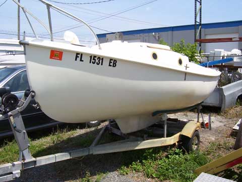 Hutchins Compac 16, 1980, Cocoa, Florida sailboat