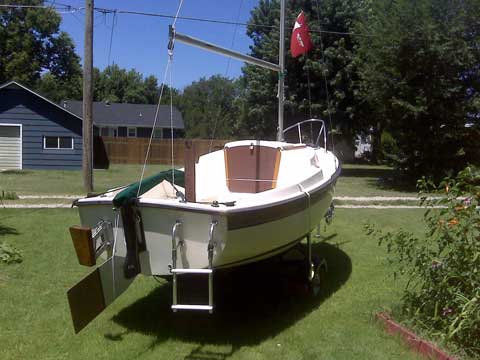 Com-Pac 16, 1985 sailboat
