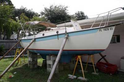 ComPac 19, 1986 sailboat