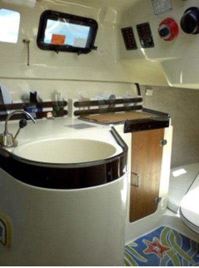 Hunter 26, 1995 sailboat