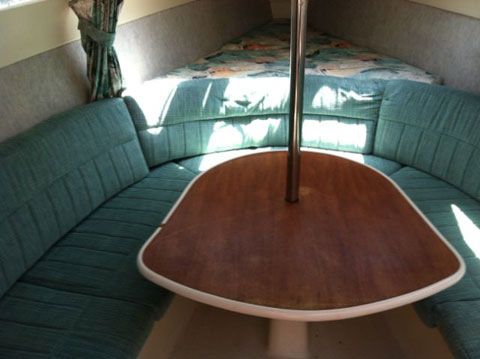Hunter 26, 1997 sailboat