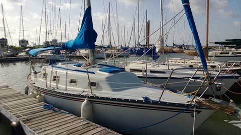 Hunter 30', 1978 sailboat