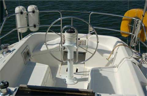 Hunter 33.5, 1992 sailboat