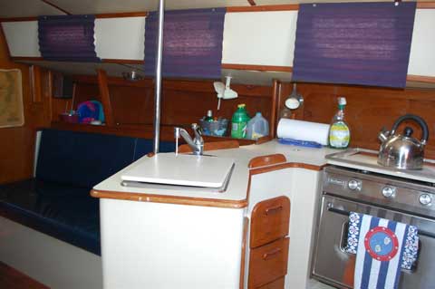 Irwin Citation 34, 1984, Stockton, Missouri sailboat