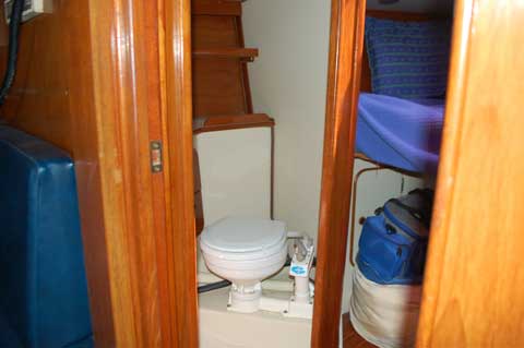 Irwin Citation 34, 1984, Stockton, Missouri sailboat