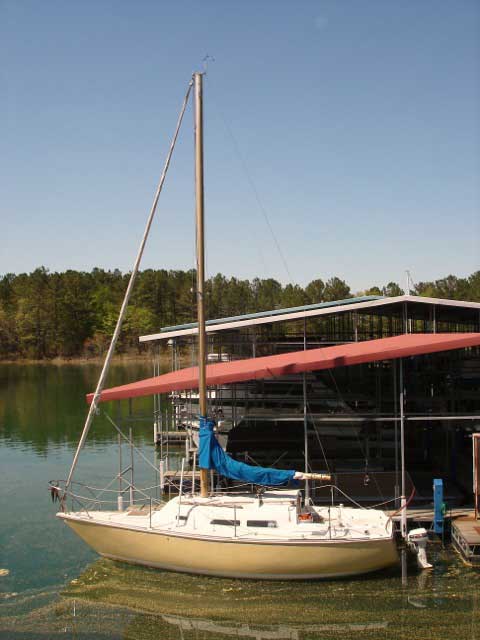 O'Day 27, 1976, Bay Springs Lake, Mississippi sailboat