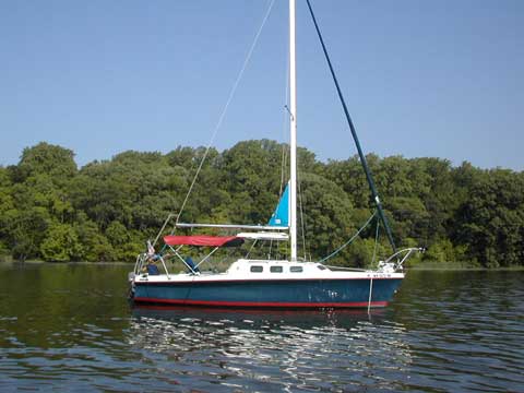 Rhodes 22, 1995 sailboat