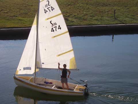 Sweet 16, 1976 sailboat