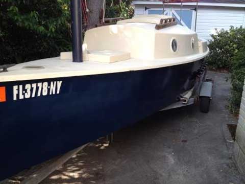 Nimble Bay Hen 21', 1984 sailboat