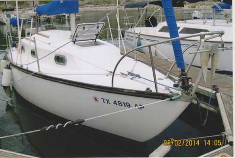 Cape Dory 27, 1977 sailboat