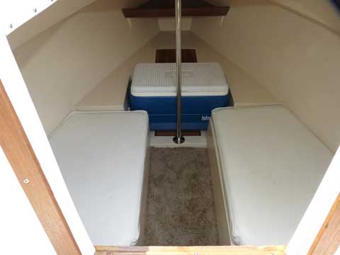 Catalina Capri 16', 1990 sailboat