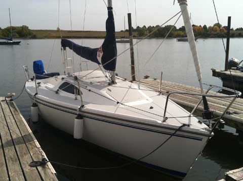 Catalina Capri 22, 2004 sailboat
