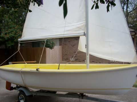 Omega 14, Pre 1973 sailboat