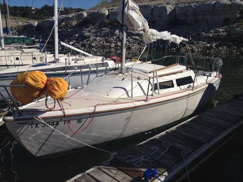 Catalina 22, 1984 sailboat