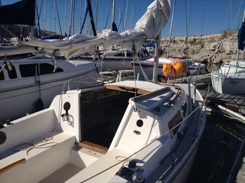 Catalina 22, 1984 sailboat