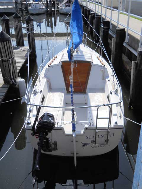 Catalina 22, swing keel, 1982 sailboat