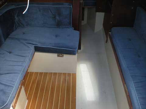 Catalina 25 swing keel, 1981 sailboat