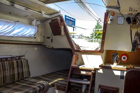 Catalina 25, 1982 sailboat