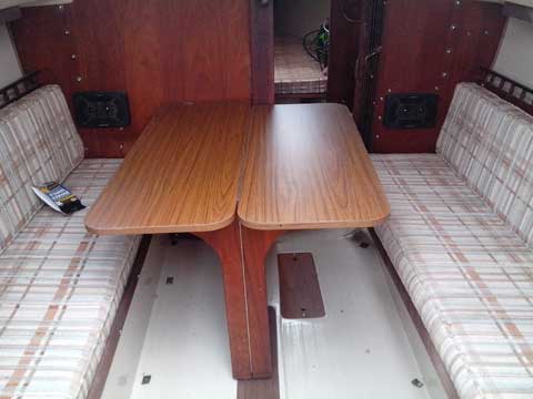 Catalina 25, 1984 sailboat