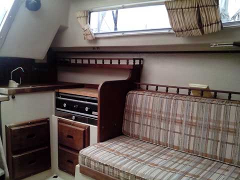 Catalina 25, 1984 sailboat