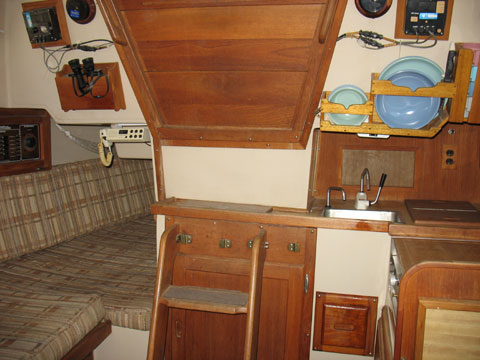 Catalina 27, 1984 sailboat