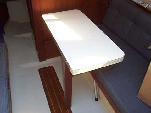 Catalina 27, 1988 sailboat