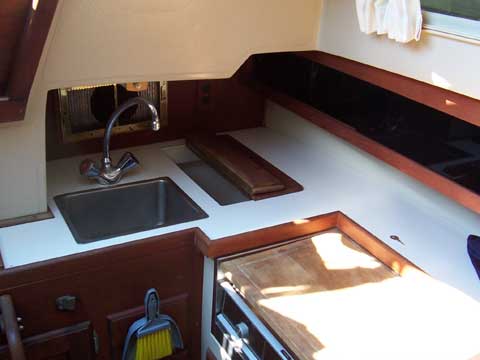Catalina 27, 1988 sailboat