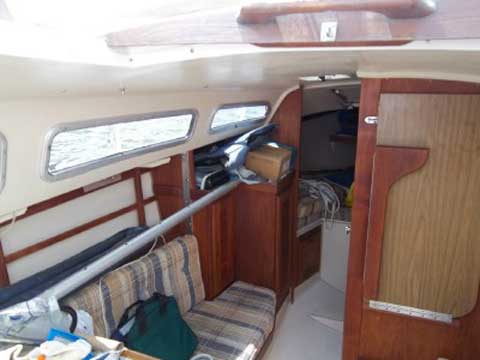Catalina 27, 1984 sailboat