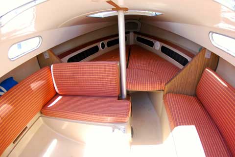 Chrysler 22, 1977 sailboat