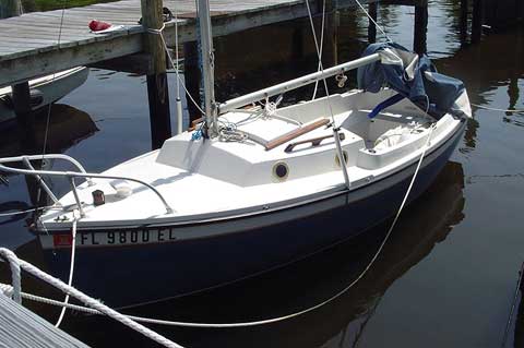 Com-Pac 16, 1984 sailboat