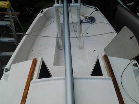Compac 16, 1977 sailboat