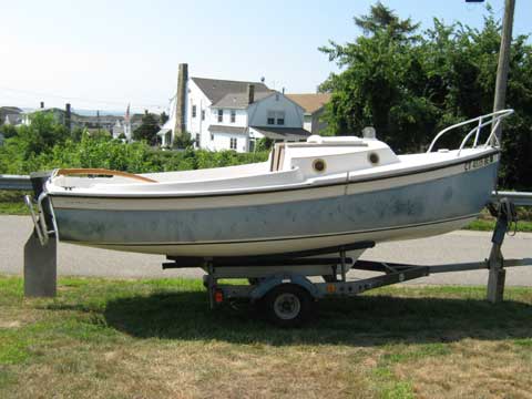 Com-Pac 16, 1983 sailboat