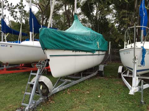 Hunter 23.5, 1995 sailboat