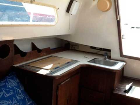 Hunter 27' Cherubini Sloop, 1979 sailboat
