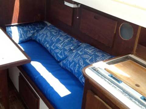 Hunter 27' Cherubini Sloop, 1979 sailboat