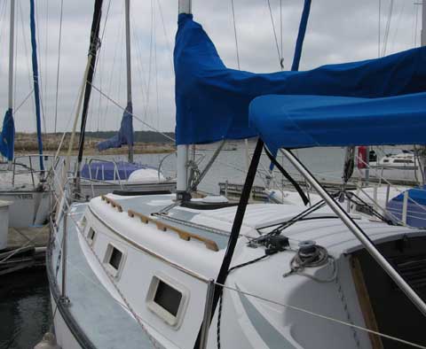 Hunter 27, 1984 sailboat