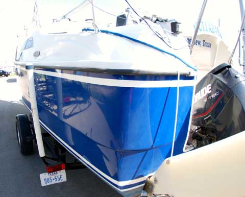 MacGregor 26M, 2004 sailboat