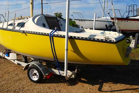 Mirage 20 ft., 1980 sailboat