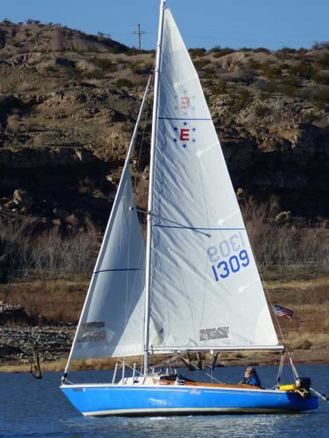 Pearson Ensign 22, 1967 sailboat