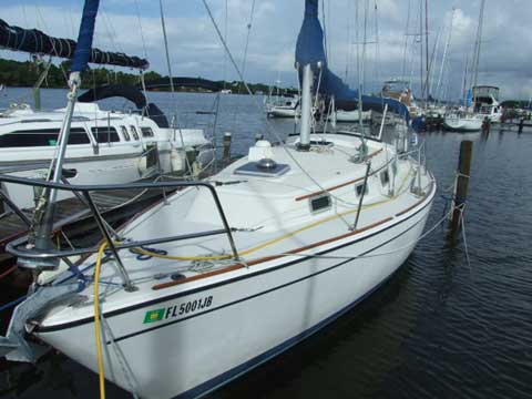 Pearson 303, 1985 sailboat