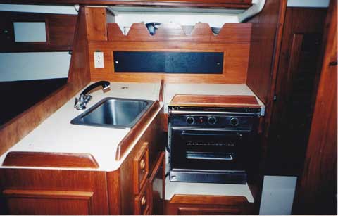 Pearson 33-2, 1986 sailboat