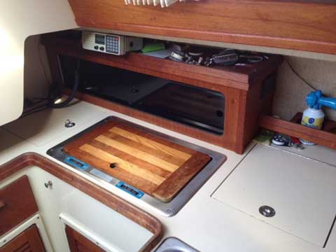 S2 27, 1985 sailboat