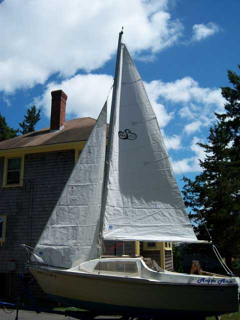 Sandpiper 565, 1979 sailboat