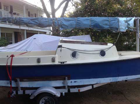 Bay Hen 21, 1984 sailboat