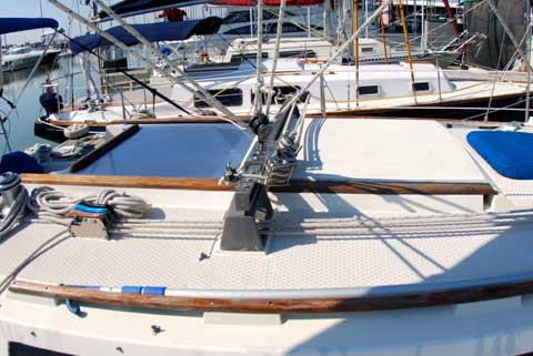 Cal 33, 1988 sailboat