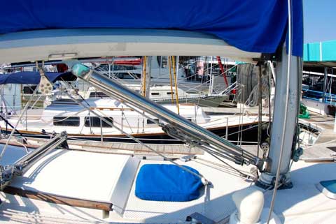 Cal 33, 1988 sailboat