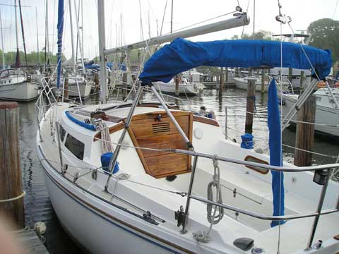 Catalina 27, 1985 sailboat